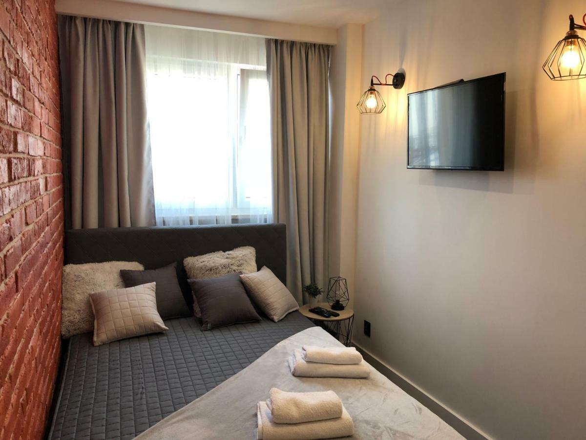 Family Sauna Apartments: Downtown Rynek Centrum Apartment