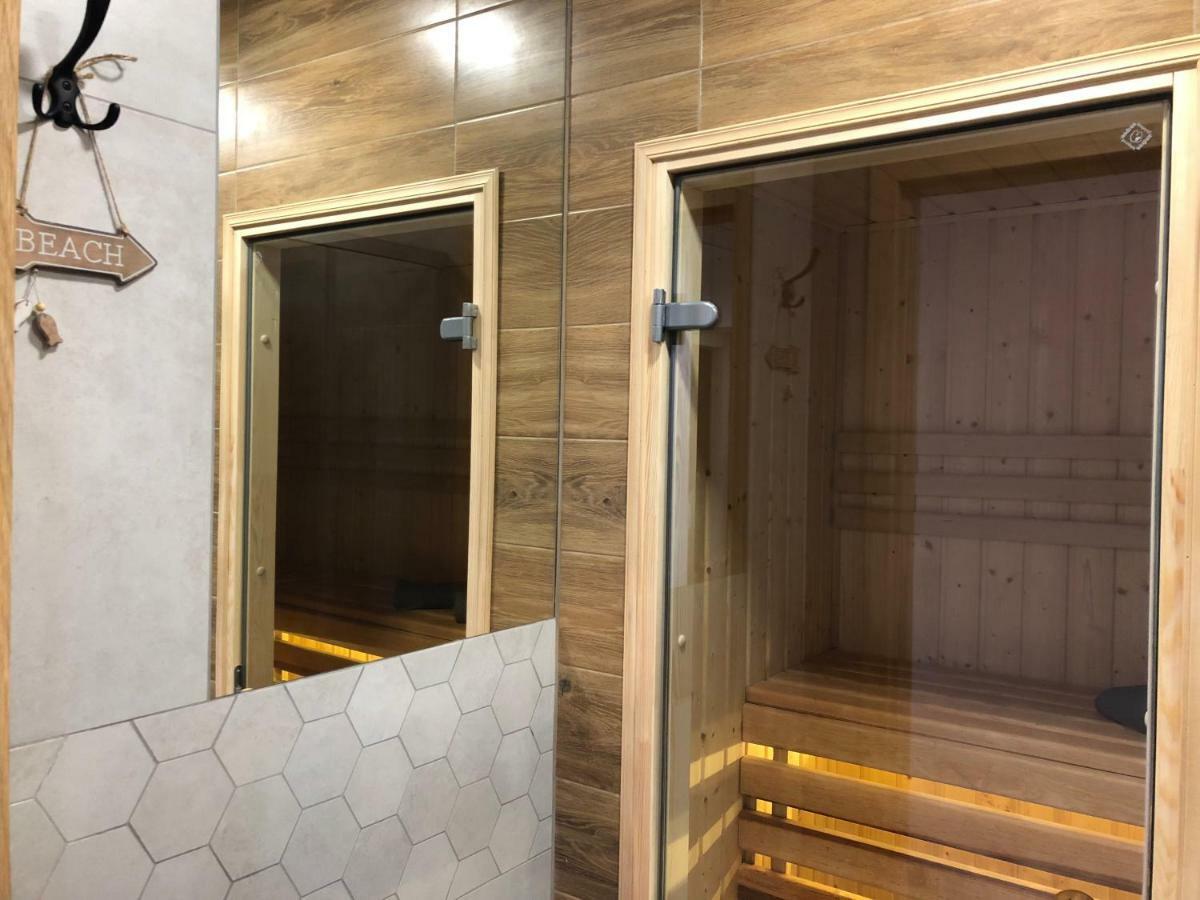 Apartment Family Sauna Apartments: Downtown Rynek Centrum