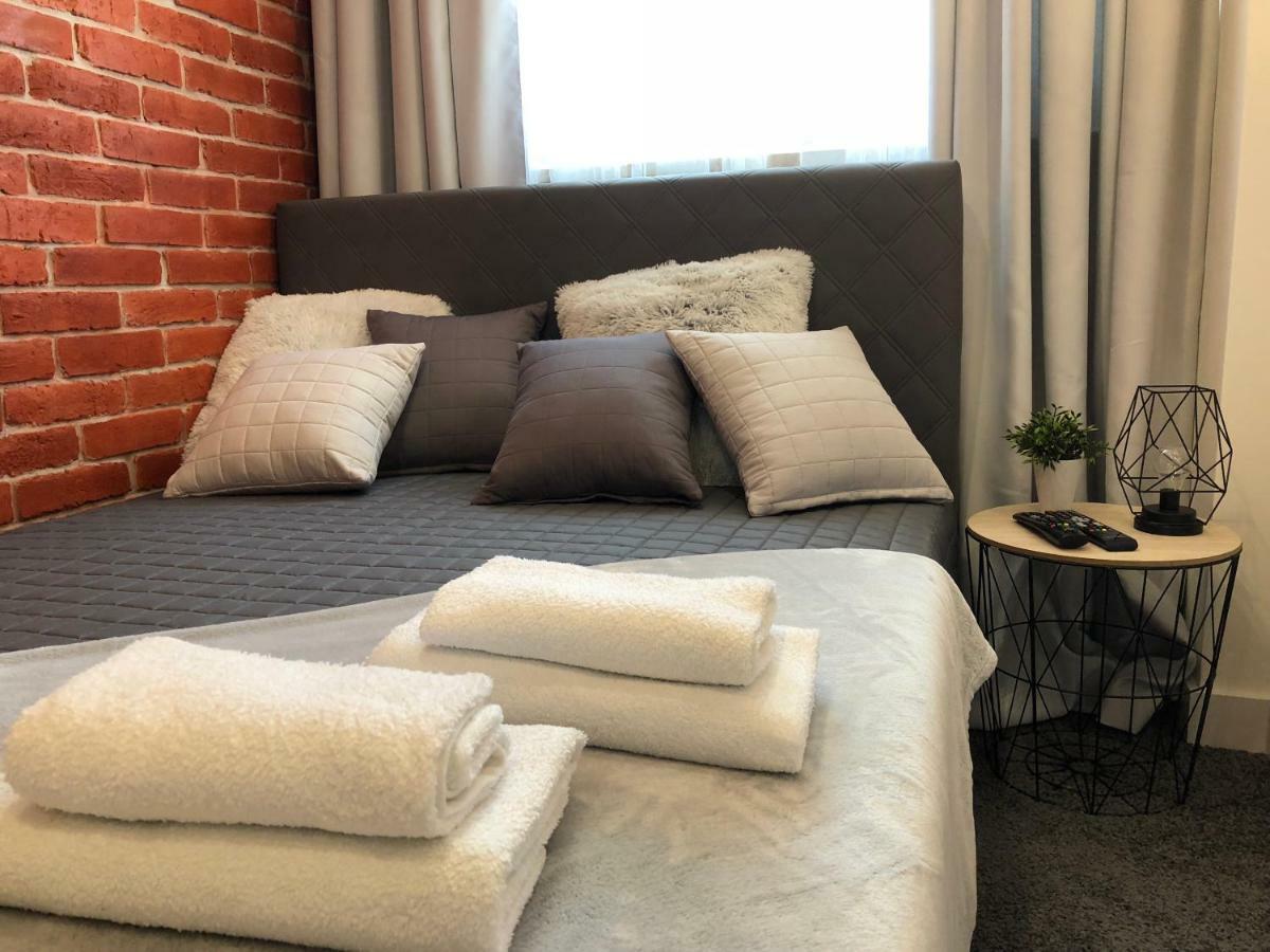 Family Sauna Apartments: Downtown Rynek Centrum Apartment Kielce