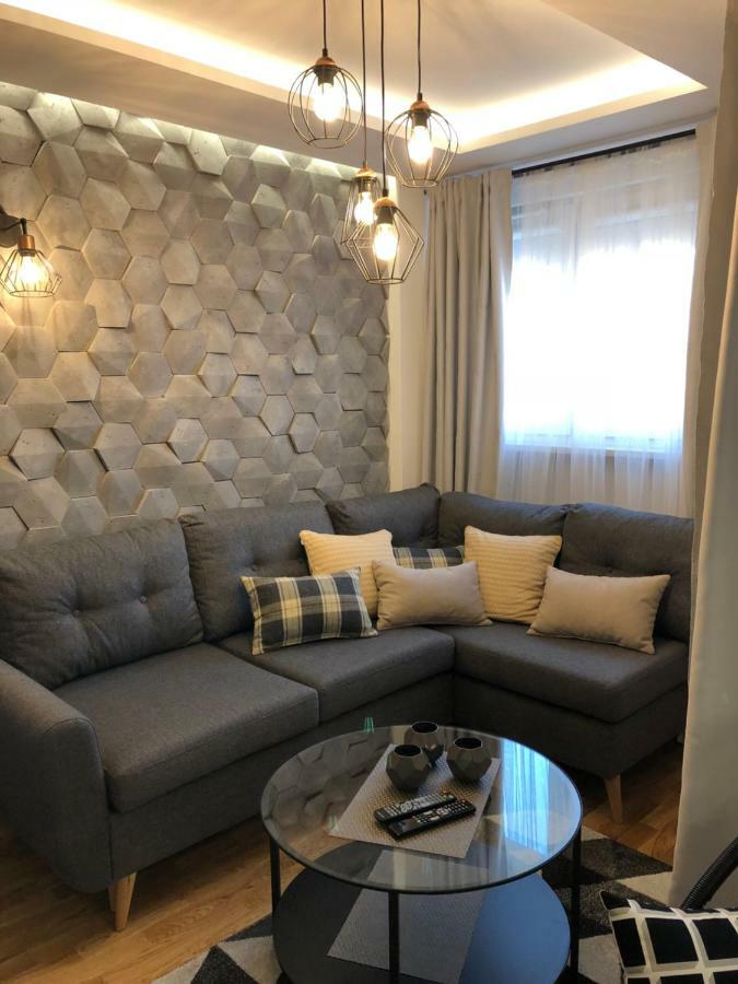 Family Sauna Apartments: Downtown Rynek Centrum Apartment