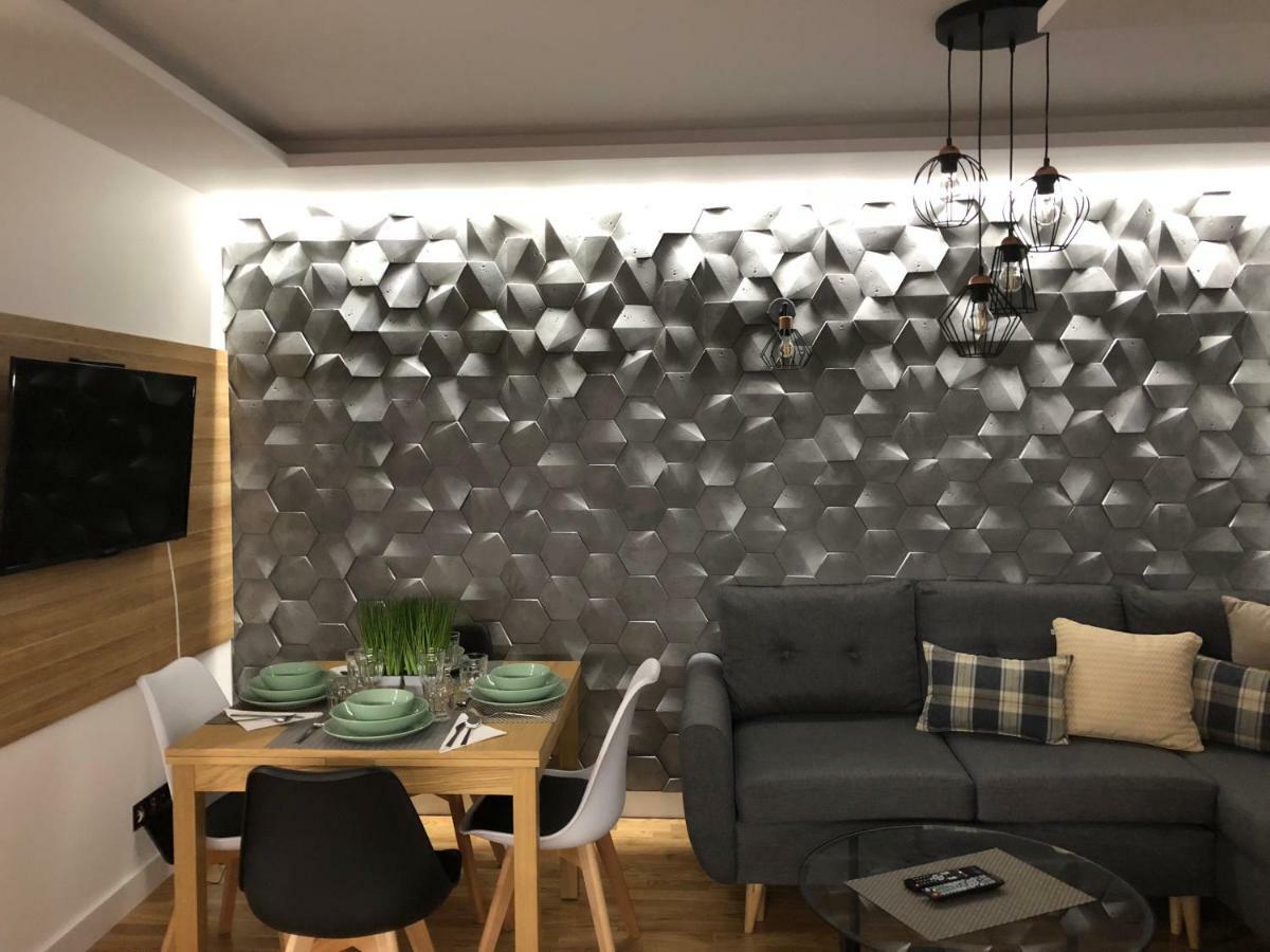 Apartment Family Sauna Apartments: Downtown Rynek Centrum